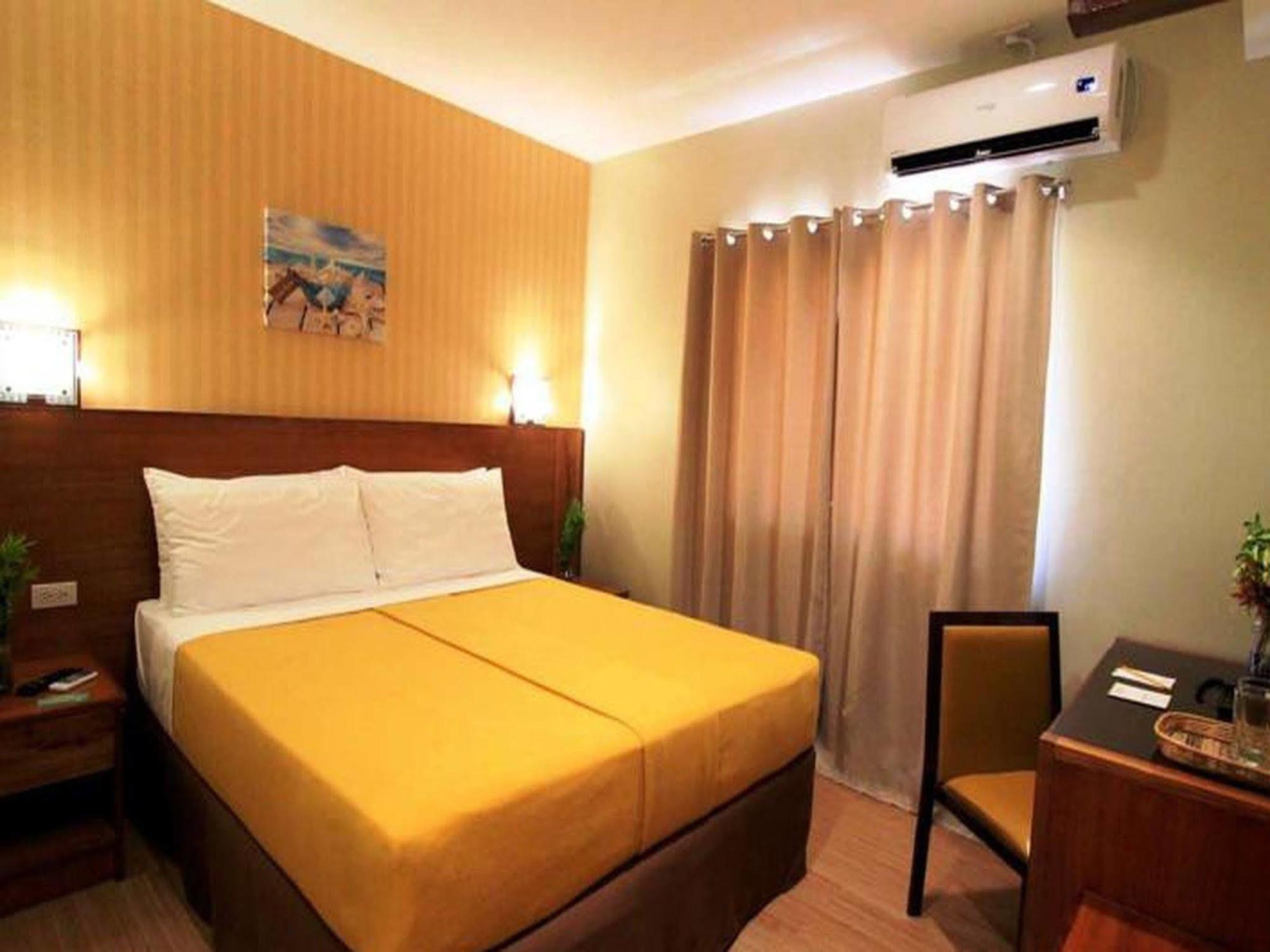 Coron Soleil Express Hotel Екстериор снимка